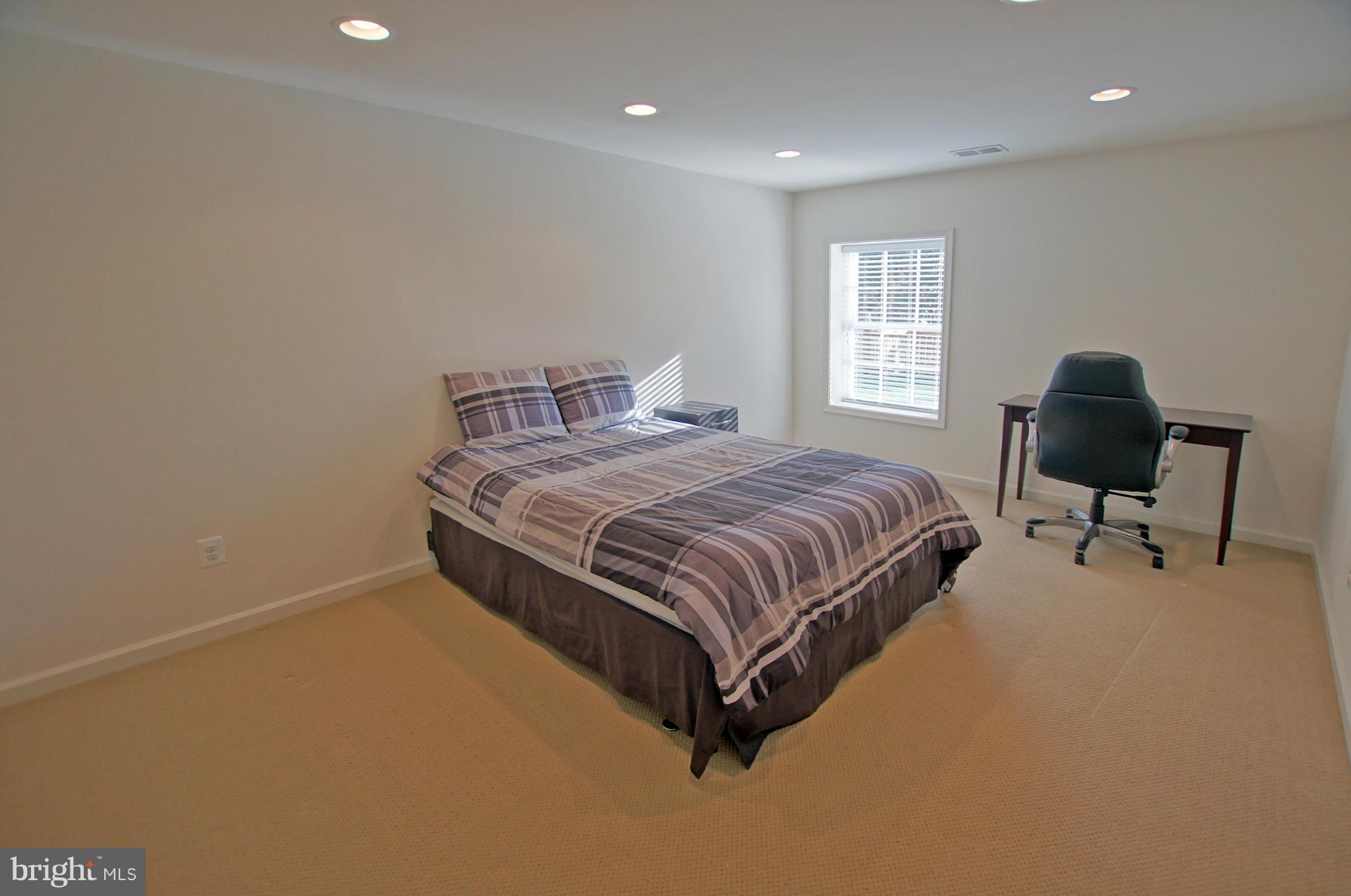 42407 Rising Moon Place Ashburn, VA 20148 - Photo 26 of 30 Bedroom