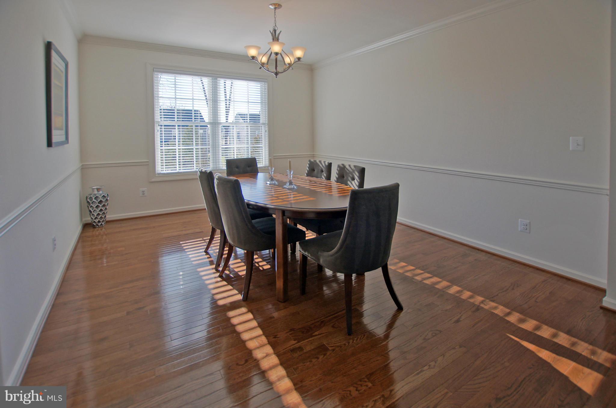 42407 Rising Moon Place Ashburn, VA 20148 - Photo 4 of 30 Dining Room