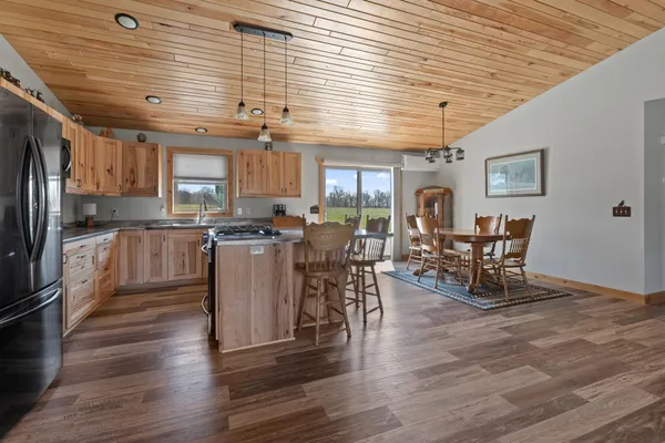$599,900 | 24264 255th Avenue, Pierz, MN 56364