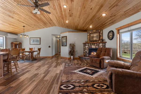 $599,900 | 24264 255th Avenue, Pierz, MN 56364