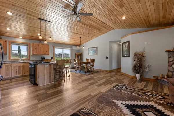 $599,900 | 24264 255th Avenue, Pierz, MN 56364