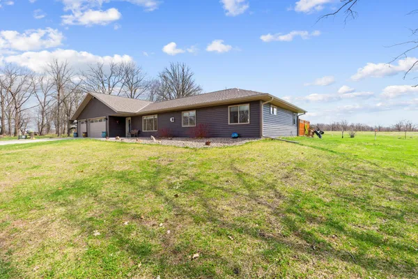 $599,900 | 24264 255th Avenue, Pierz, MN 56364