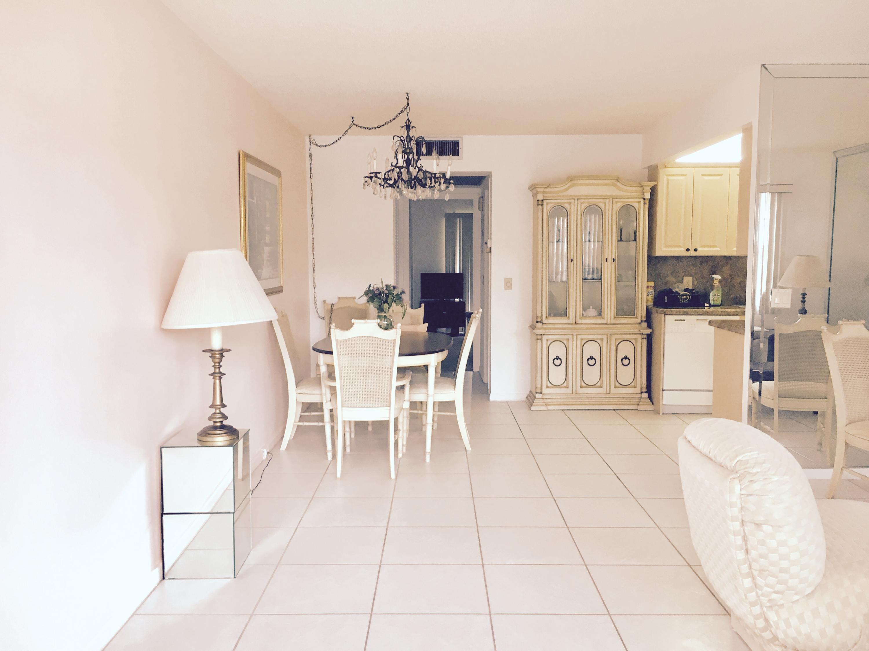 2093 Cornwall East, Unit 2093 Boca Raton, FL 33434 - Photo 5 of 17 Dining Room