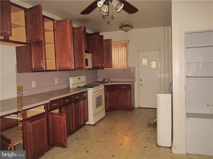 5853 Trinity Street Philadelphia, PA 19143 - Photo 4 of 9 Kitchen