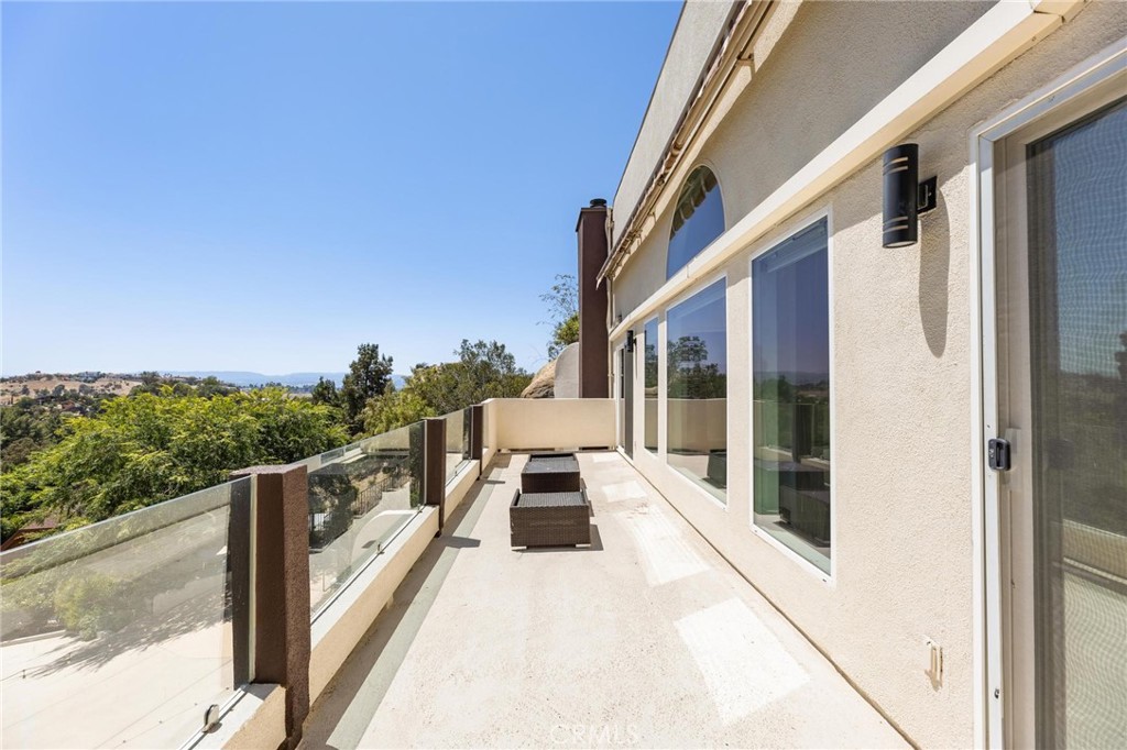 22870 Trigger Street Chatsworth, CA 91311 - Photo 28 of 64