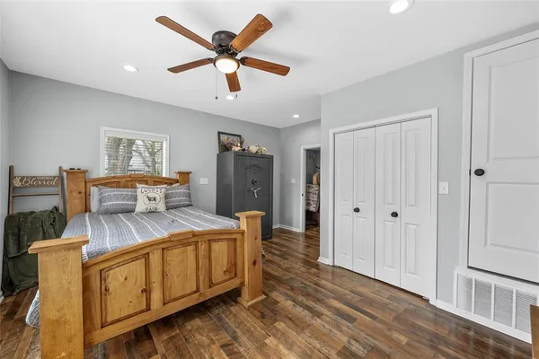 $350,000 | 107 W Avenue, Valley Mills, TX 76689