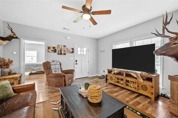 $350,000 | 107 W Avenue, Valley Mills, TX 76689