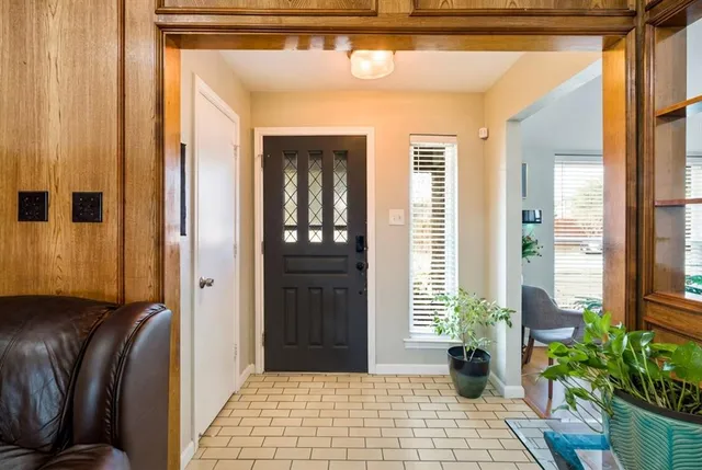 a view of a entryway door of the house