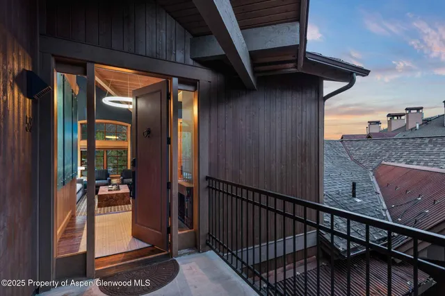 $1,170,000 | 425 Wood Road, Unit 58, Snowmass Village, CO 81615