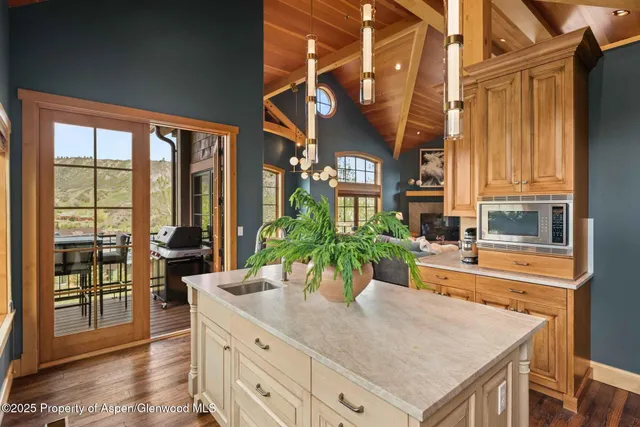 $1,170,000 | 425 Wood Road, Unit 58, Snowmass Village, CO 81615