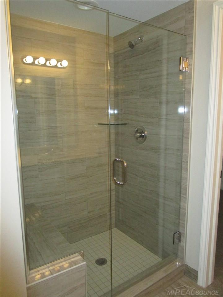 47384 Mariners New Baltimore, MI 48051 - Photo 11 of 19