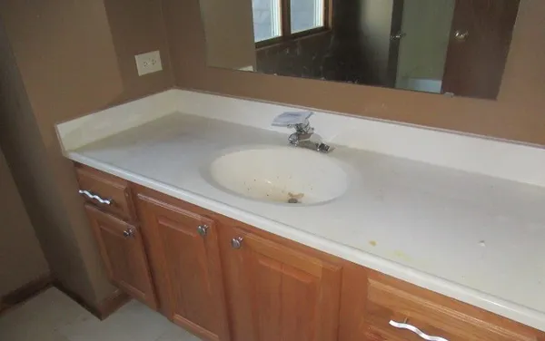 $385,000 | 116 Tammy Lane, Somonauk, IL 60552