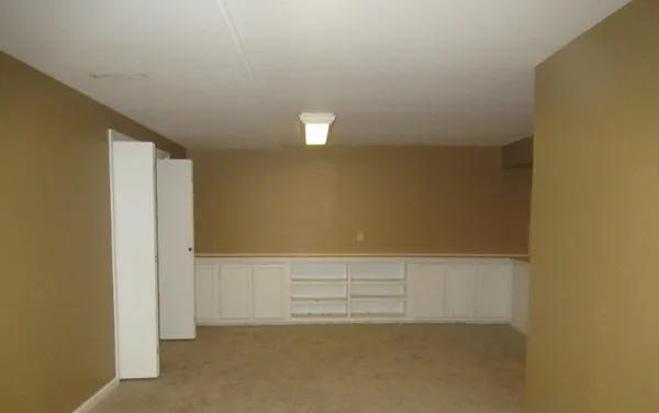 $385,000 | 116 Tammy Lane, Somonauk, IL 60552