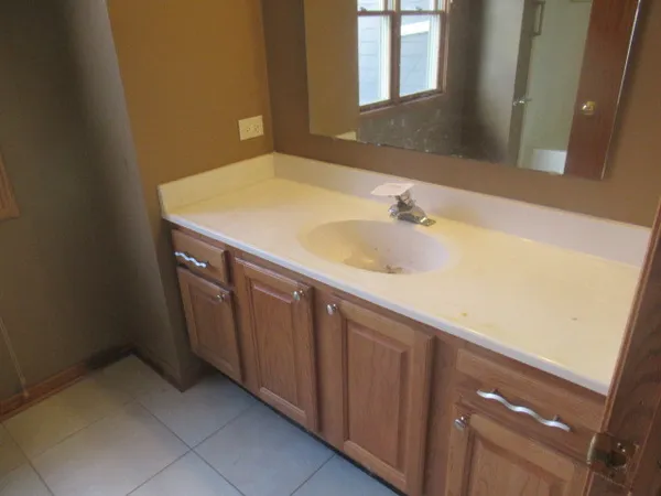 $385,000 | 116 Tammy Lane, Somonauk, IL 60552