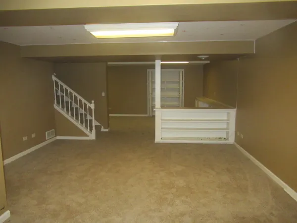 $385,000 | 116 Tammy Lane, Somonauk, IL 60552