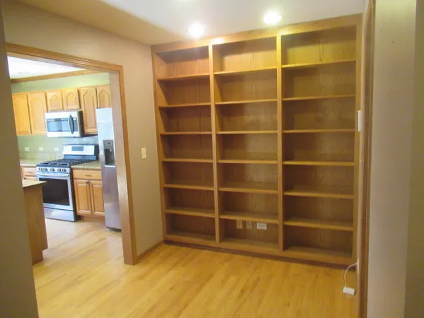 $385,000 | 116 Tammy Lane, Somonauk, IL 60552