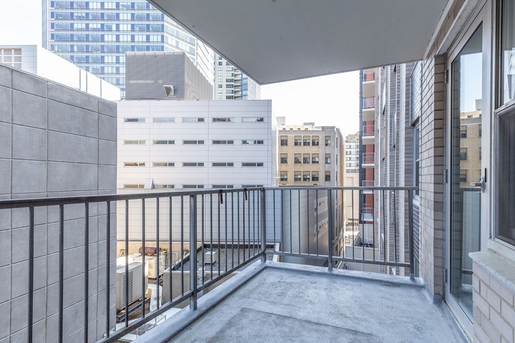 151 Tremont Street, Unit 8B Boston, MA 02111 - Photo 2 of 9