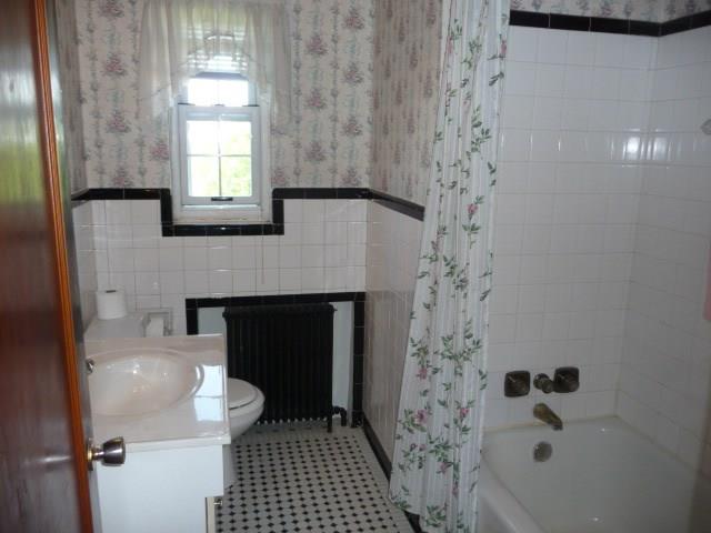 54 Herbst Road Coraopolis, PA 15108 - Photo 14 of 20