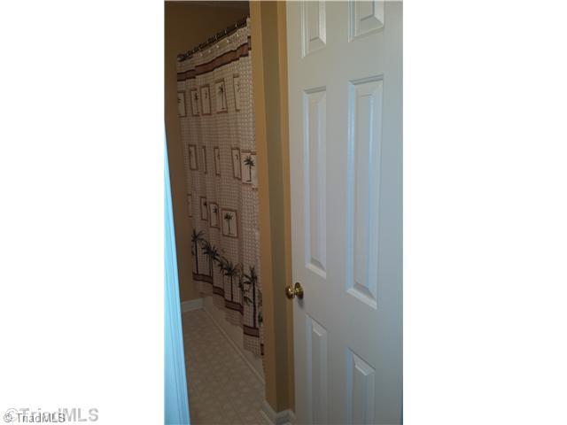 8609 Haw River Road Oak Ridge, NC 27310 - Photo 11 of 15 Bath.