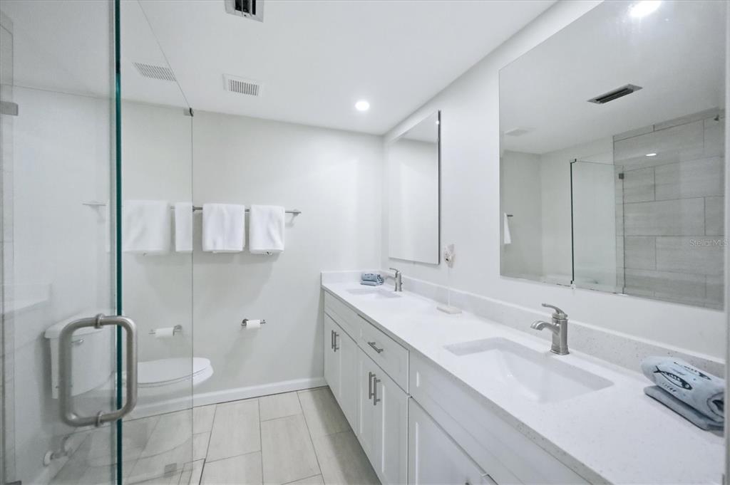 5847 Regent Road Venice, FL 34293 - Photo 19 of 54 Gallery Image 19