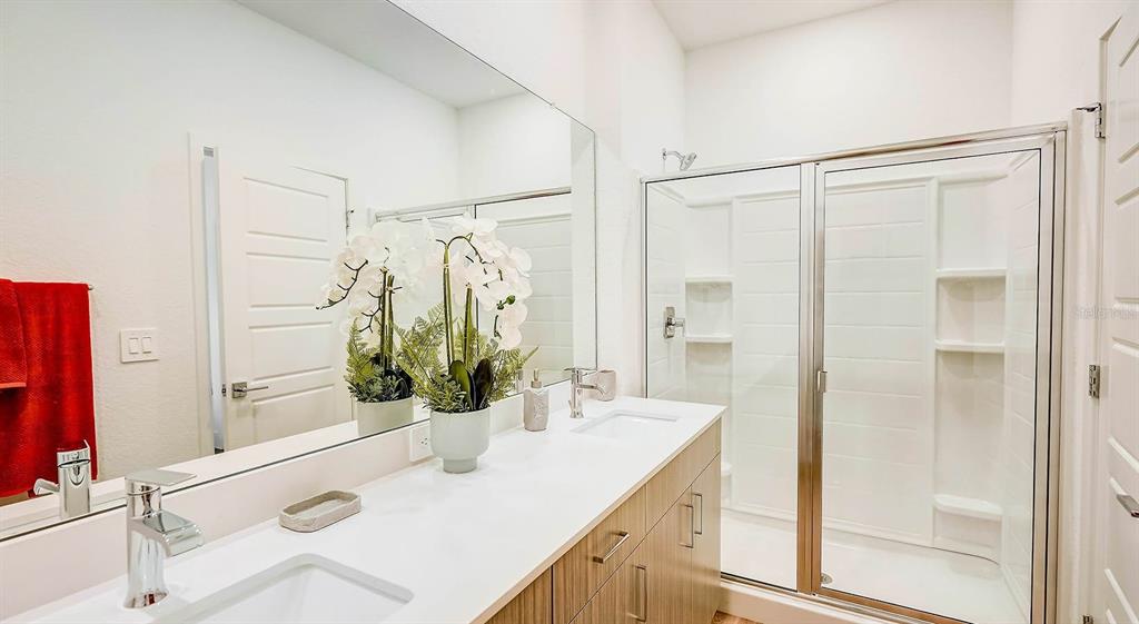 8044 Gulfstream Court, Unit OPAL Lakewood Ranch, FL 34202 - Photo 12 of 29