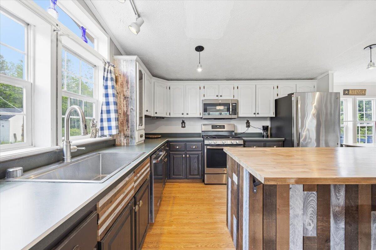 405 E Road Bradford, ME 04410 - Photo 12 of 49 11-405 E Rd-11