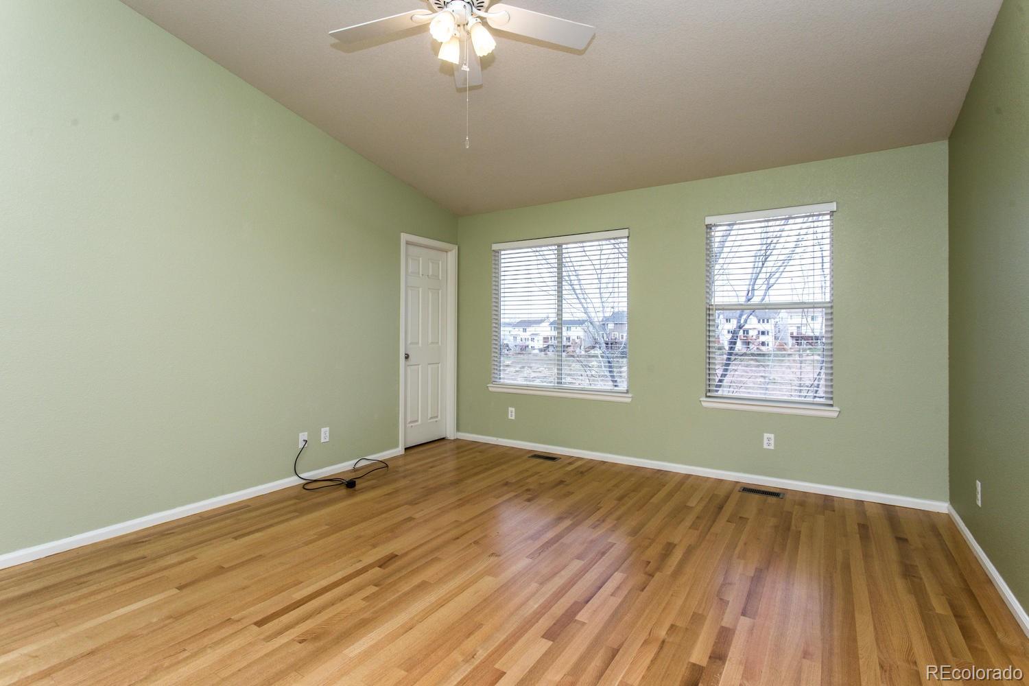 10242 Rustic Redwood Way Highlands Ranch, CO 80126 - Photo 16 of 35