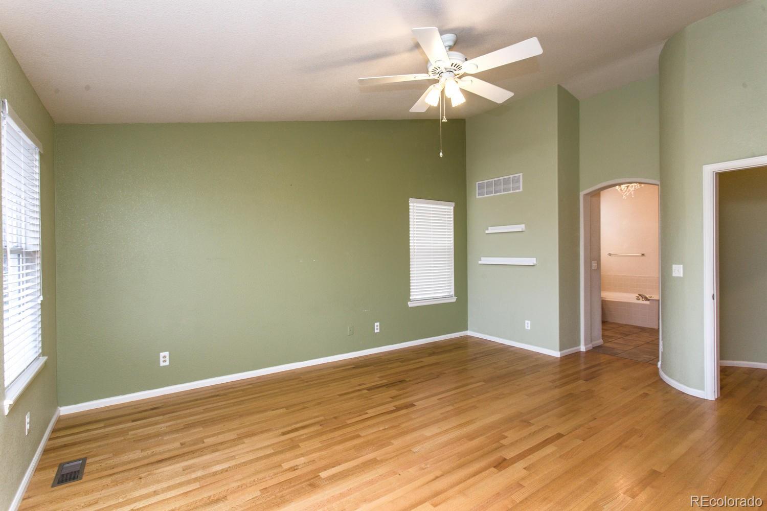 10242 Rustic Redwood Way Highlands Ranch, CO 80126 - Photo 17 of 35
