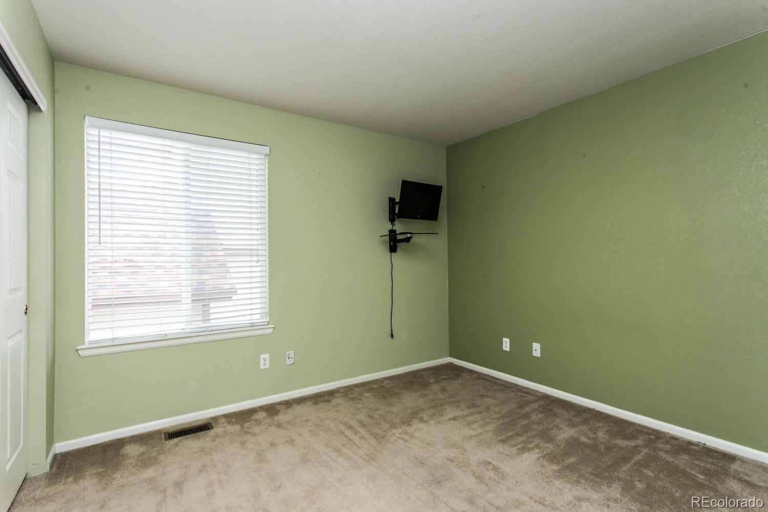 10242 Rustic Redwood Way Highlands Ranch, CO 80126 - Photo 23 of 35