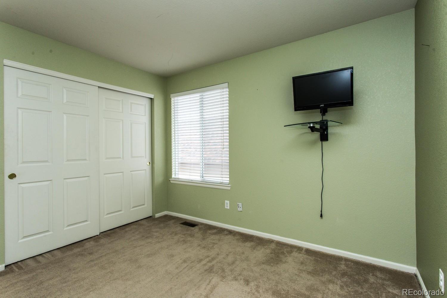 10242 Rustic Redwood Way Highlands Ranch, CO 80126 - Photo 24 of 35