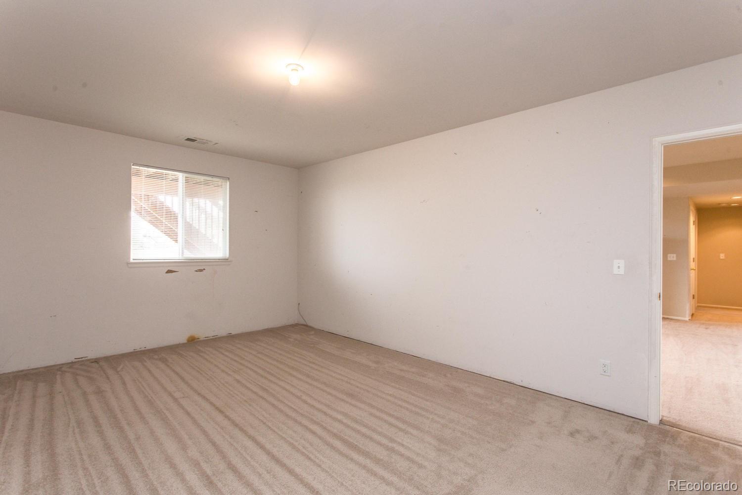 10242 Rustic Redwood Way Highlands Ranch, CO 80126 - Photo 29 of 35