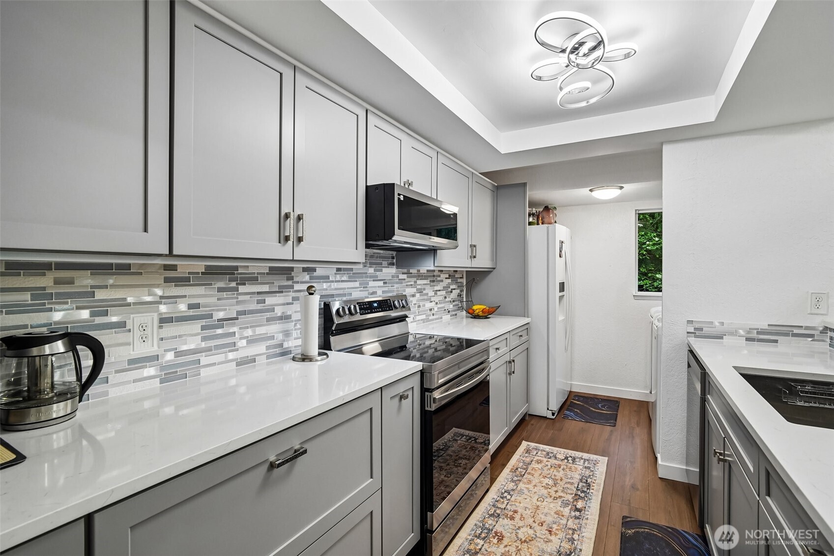 14401 Southeast Petrovitsky Road, Unit D205 Renton, WA 98058 - Photo 10 of 32