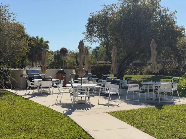 $1,500 | 301 Southwest South River Drive, Unit 104, Stuart, FL 34997