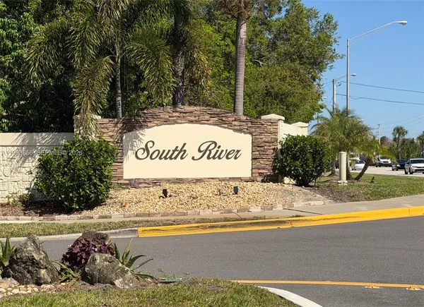 $1,500 | 301 Southwest South River Drive, Unit 104, Stuart, FL 34997