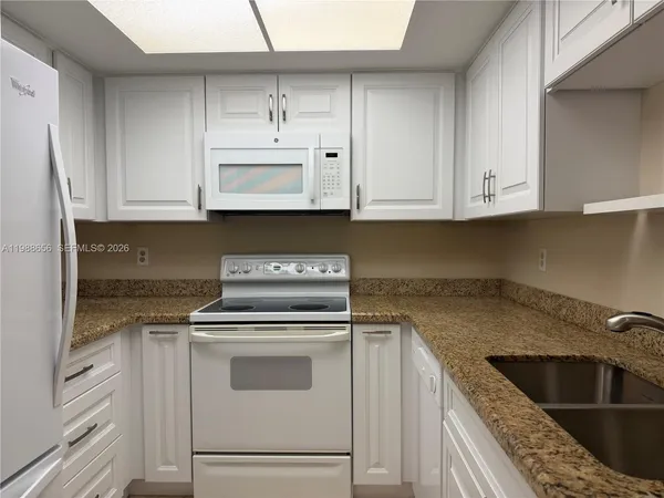 $1,500 | 301 Southwest South River Drive, Unit 104, Stuart, FL 34997