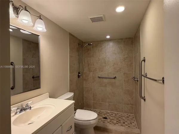 $1,500 | 301 Southwest South River Drive, Unit 104, Stuart, FL 34997
