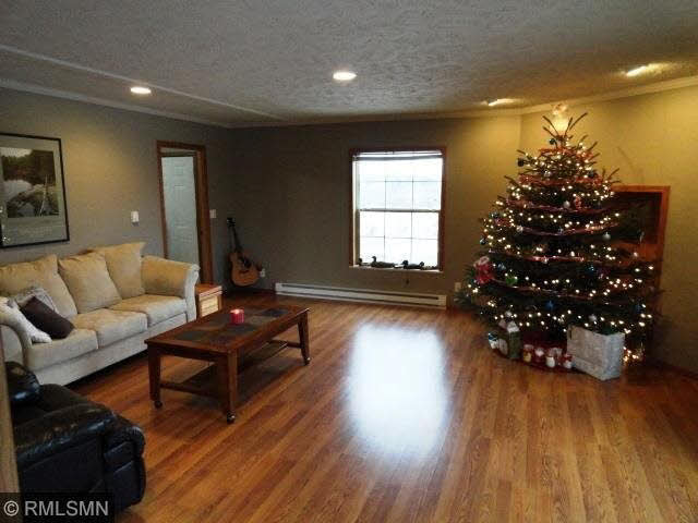35179 Swanson Road Askov, MN 55704 - Photo 2 of 18 Gallery Image 2