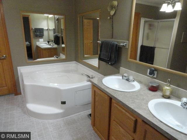 35179 Swanson Road Askov, MN 55704 - Photo 9 of 18 Gallery Image 9