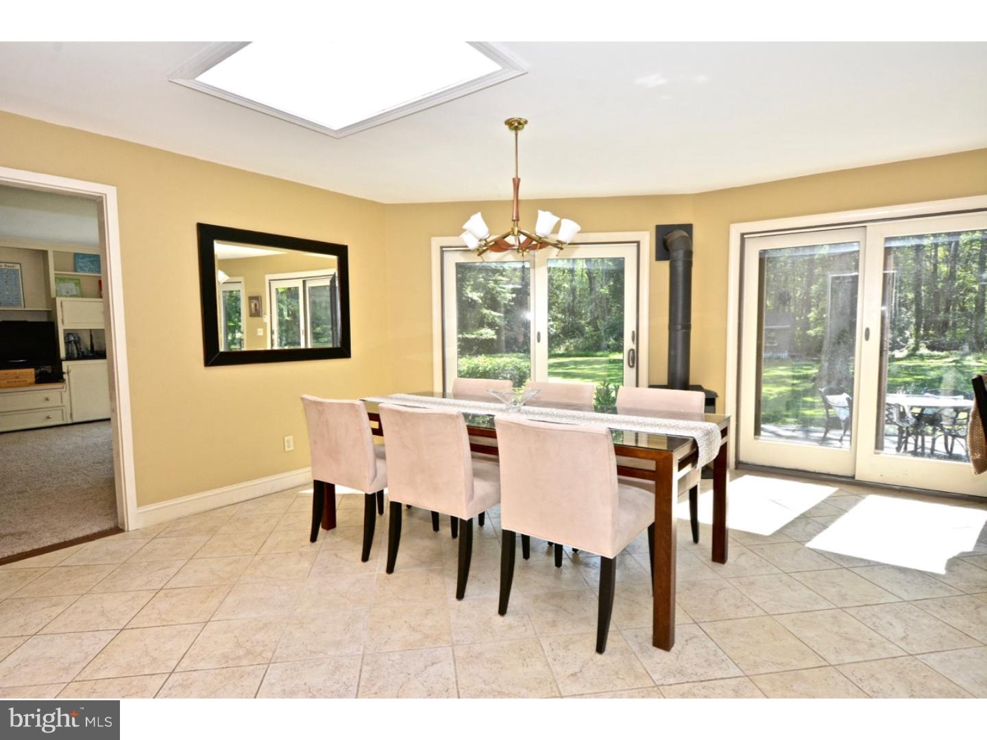 885 Cherry Hill Road Princeton, NJ 08540 - Photo 14 of 25 Gallery Image 14