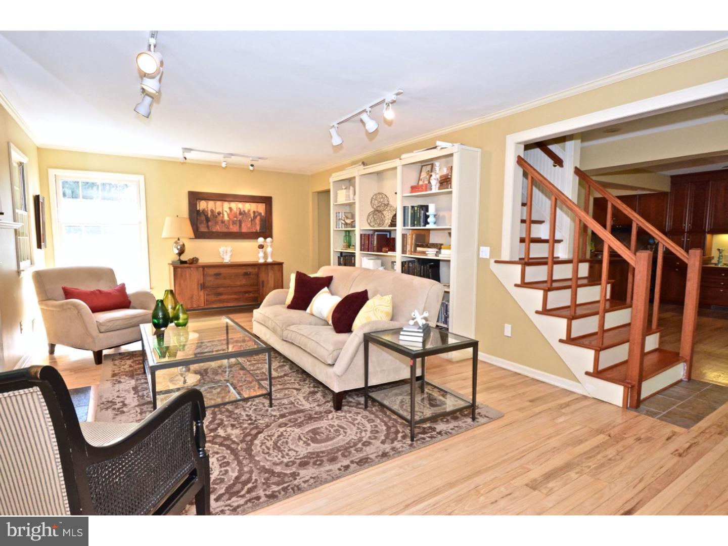 885 Cherry Hill Road Princeton, NJ 08540 - Photo 4 of 25 Gallery Image 4