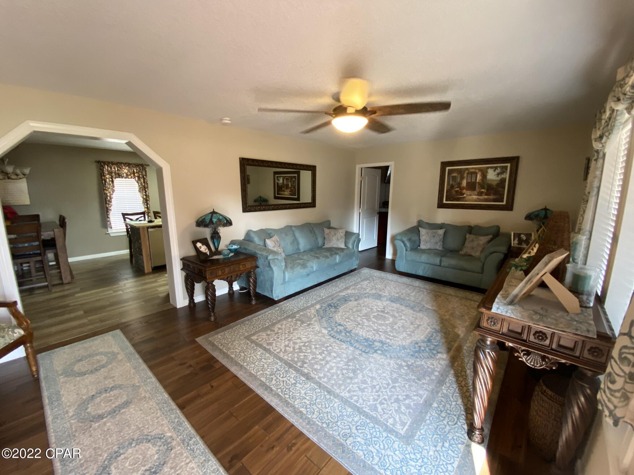 2181 Indiana Avenue Grand Ridge, FL 32442 - Photo 7 of 38 Gallery Image 7