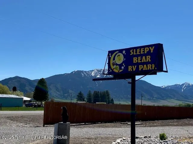 $2,000,000 | 3026 Swan Valley Highway, Swan Valley, ID 83449