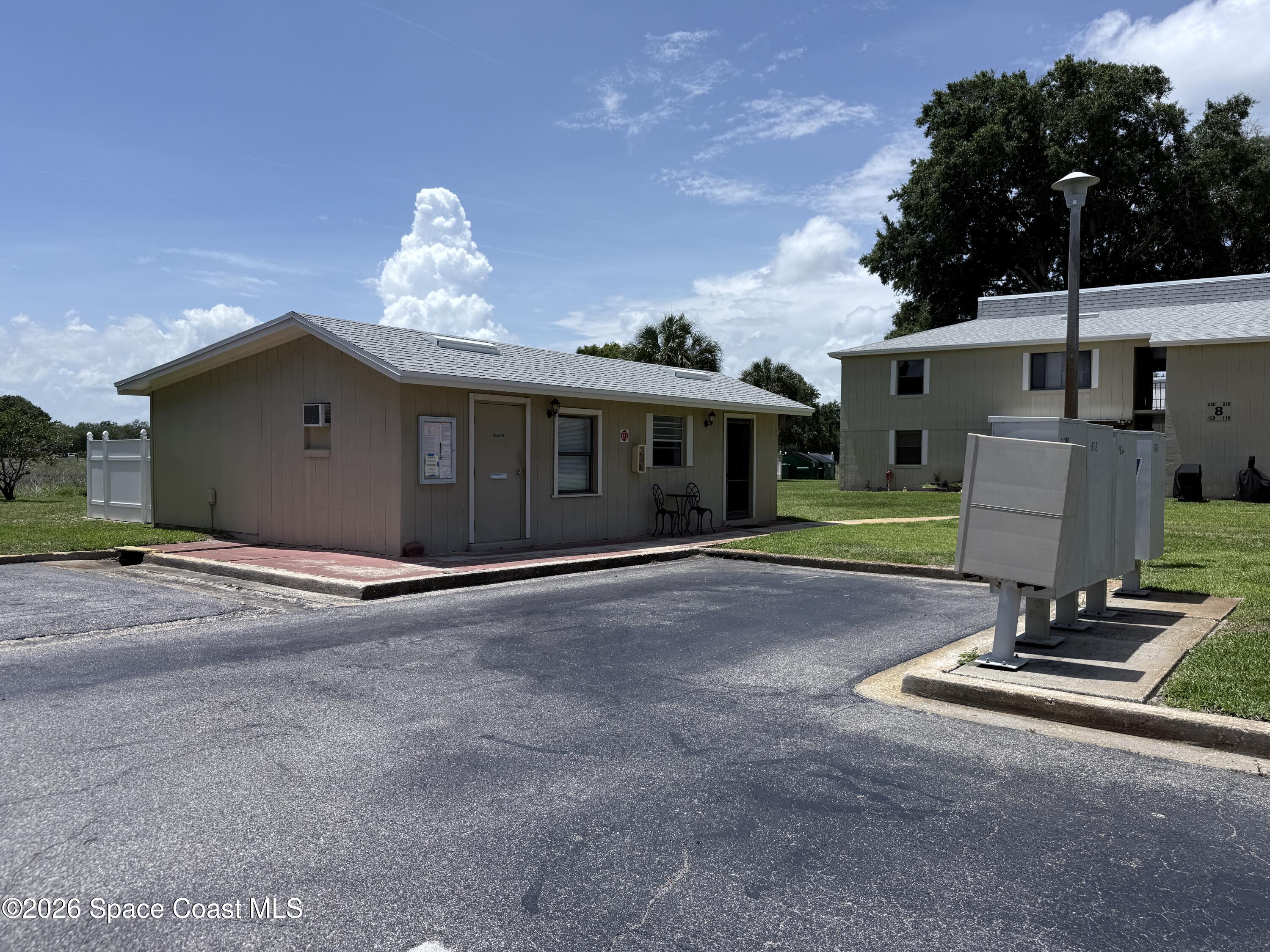 4304 London Town Road, Unit B201 Titusville, FL 32796 - Photo 19 of 23 IMG_3707