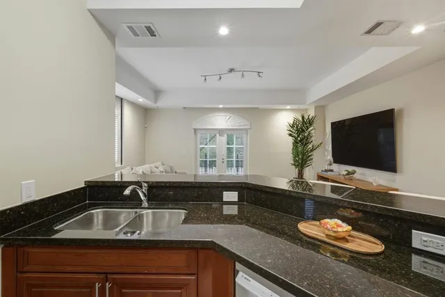 $1,199,000 | 1121 Madruga Avenue, Unit 201, Coral Gables, FL 33146