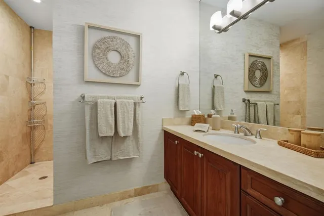 $1,199,000 | 1121 Madruga Avenue, Unit 201, Coral Gables, FL 33146