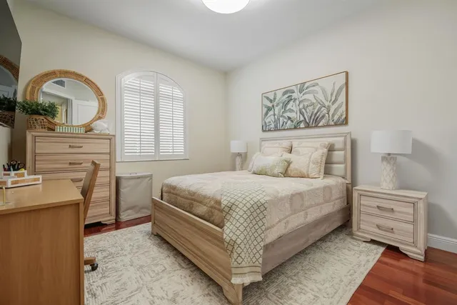 $1,199,000 | 1121 Madruga Avenue, Unit 201, Coral Gables, FL 33146