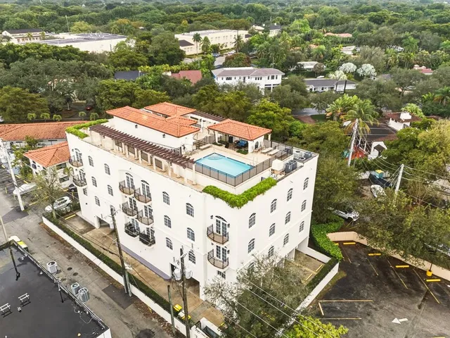 $1,199,000 | 1121 Madruga Avenue, Unit 201, Coral Gables, FL 33146