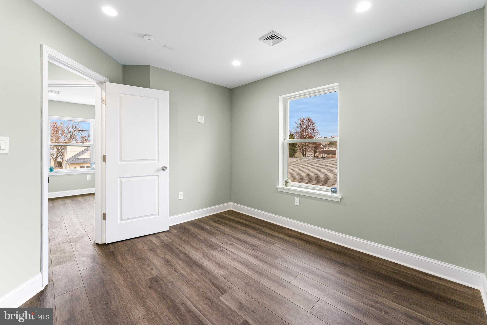 1006 3rd Avenue Croydon, PA 19021 - Photo 29 of 44