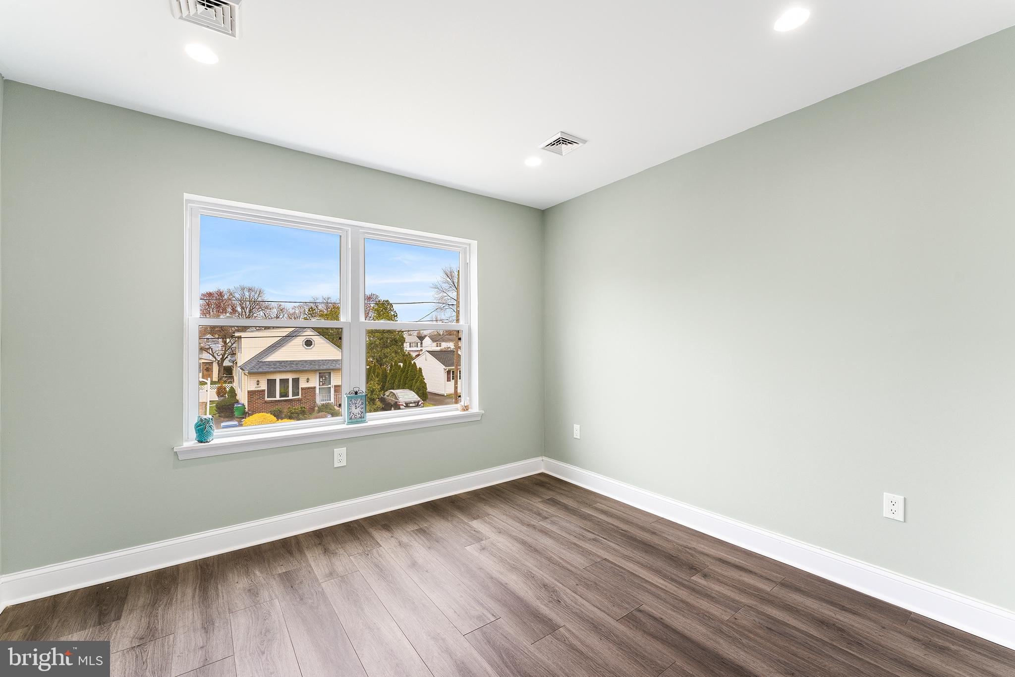 1006 3rd Avenue Croydon, PA 19021 - Photo 31 of 44