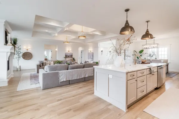 $750,000 | 11925 West 39th St/ Macarthur Wichita Ks 67215, Wichita, KS 67215